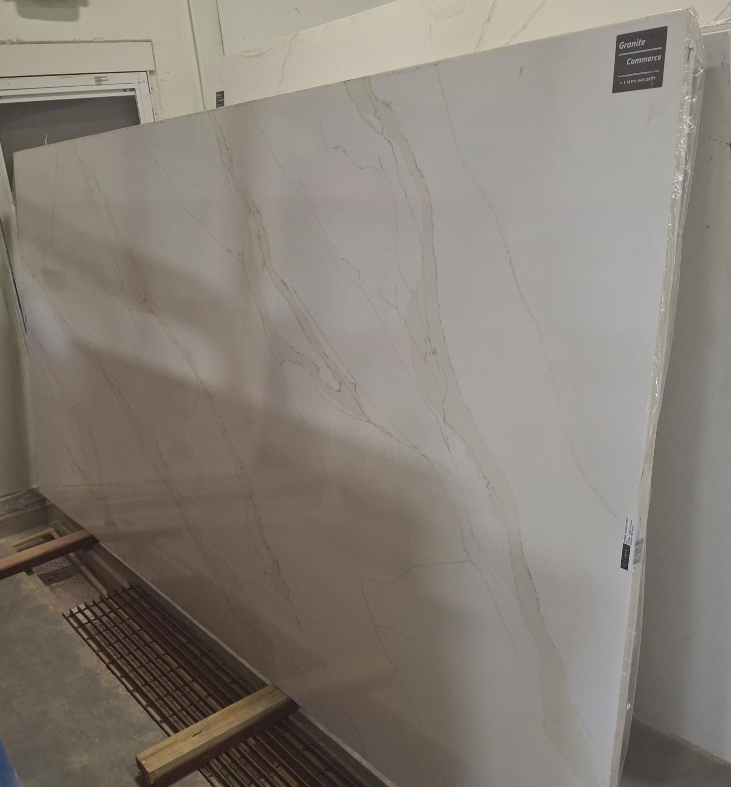 Calacatta Unique Gold slab sample